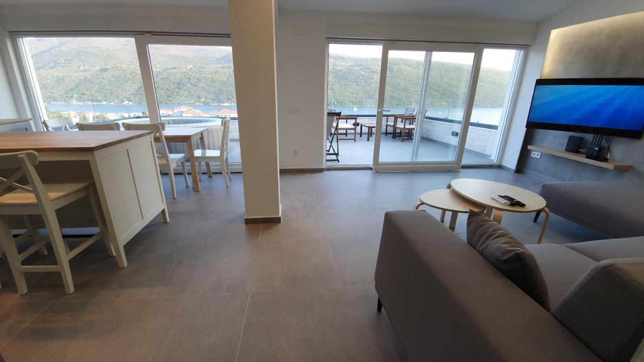 Lux apartments Kumbor Extérieur photo
